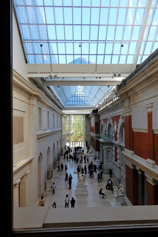 Museum The Met 2 Entrance